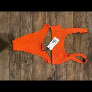 Bound by bond-eye Australia swim set.